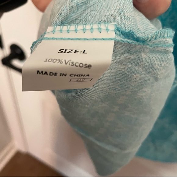 Blue Sleeveless Tank Top - Picture 4 of 6